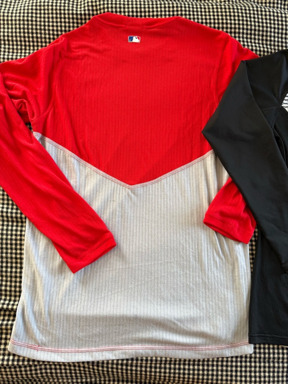Nike Red Dri-FIT Performance Baseball Top with White Swoosh Lot of 2 - Picture 9 of 11